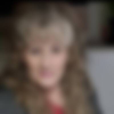 Profilbild von Con…