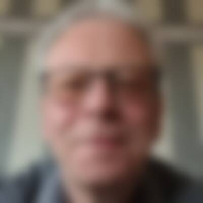 Profilbild von Axe…