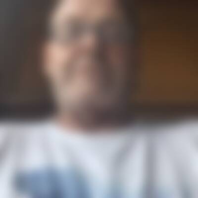 Profilbild von Emi…