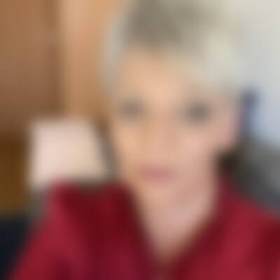 Profilbild von Ang…