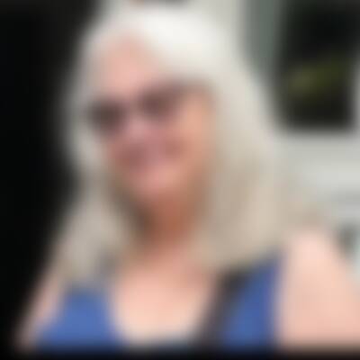 Profilbild von Viv…