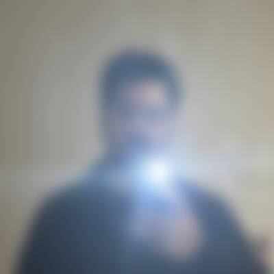 Profilbild von Yek…