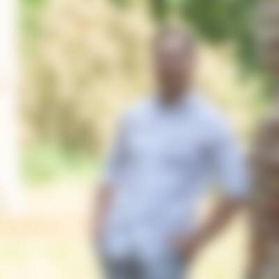 Profilbild von Zol…